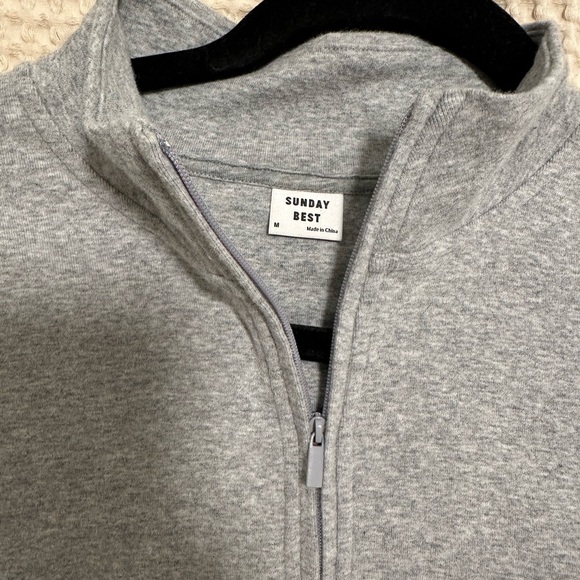 Sunday best 1/2 zip cropped shirt - Picture 2 of 3